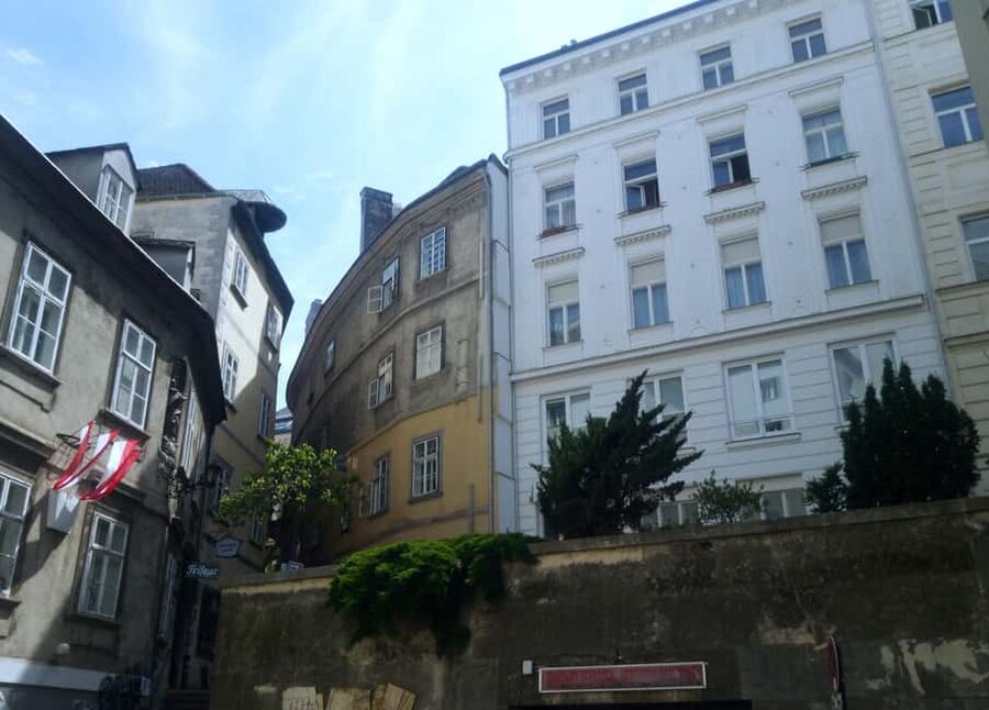 Vienna tours for you with locals - Key things you’ll enjoy on this Vienna Greek Quarter walk