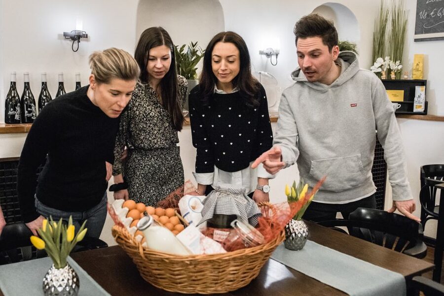 Vienna: Traditional Kaiserschmarrn Cooking Class & Tasting - Edlingers Tempel in Central Vienna, and why the setting matters
