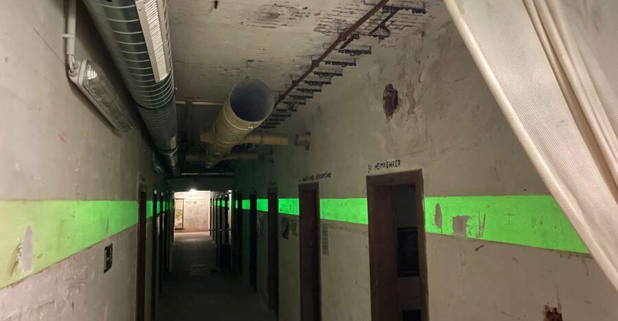 Vienna: Underground WWII Bunker Ticket and Guided Tour - Key Things You’ll Notice On This Underground Bunker Tour