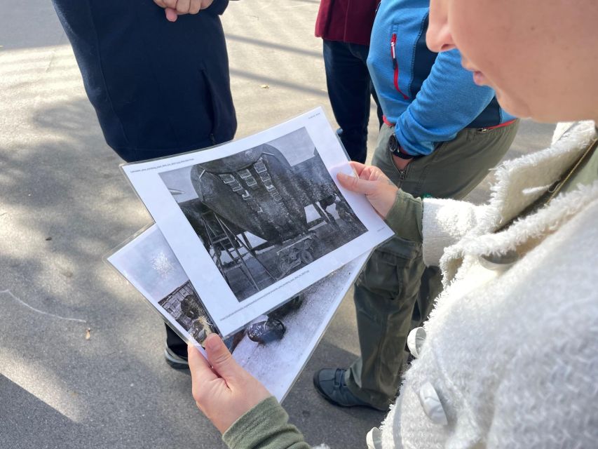 Vienna: Underground WWII Bunker Ticket and Guided Tour - Descending Into the WWII Shelter: Architecture, Layout, and Real-World Atmosphere