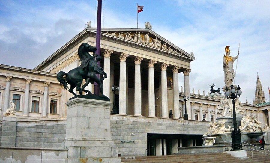 Vienna: Walking Tour of the Historic Ringstrasse - Parliament and Heldenplatz: power, symbolism, and the statues you can read