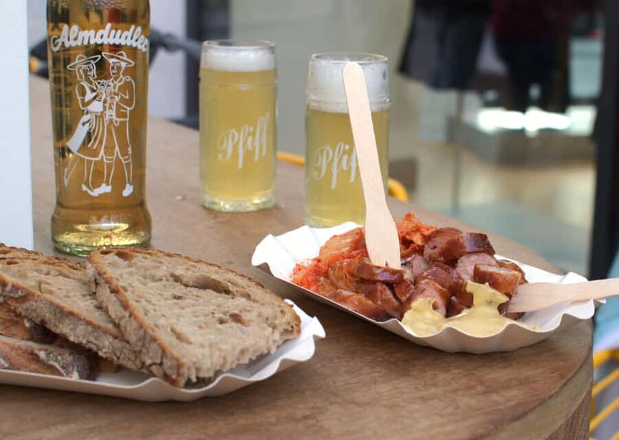 Vienna: Wiener Sausage Stand Tour with Tastings - Key things to know before you go