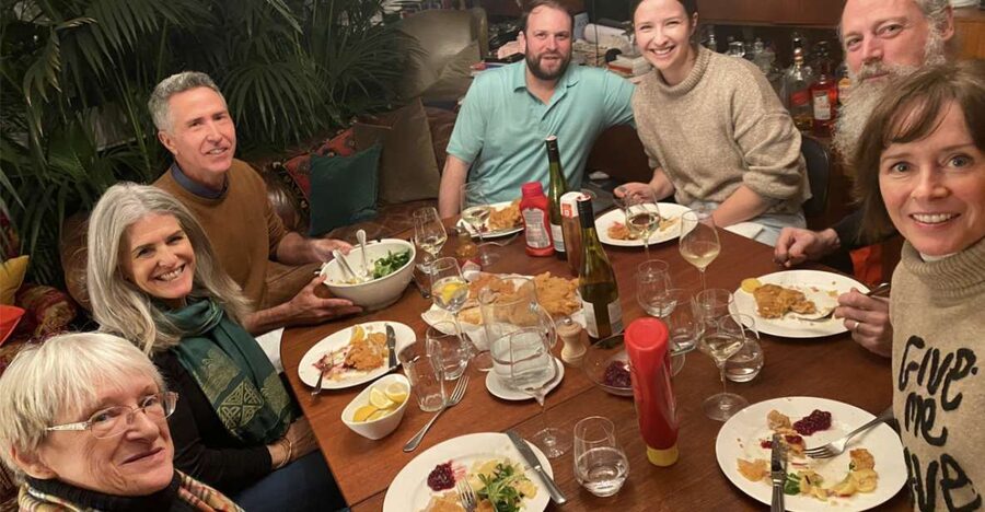 Vienna: Wiener Schnitzel and Strudel Cooking Class - Meeting at Restaurant Nabiel, Then Into a Home Kitchen