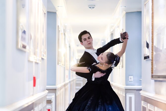 Viennese Waltz Workshop - The Music Moment: Waltzing to Johann Strauss Like You Mean It
