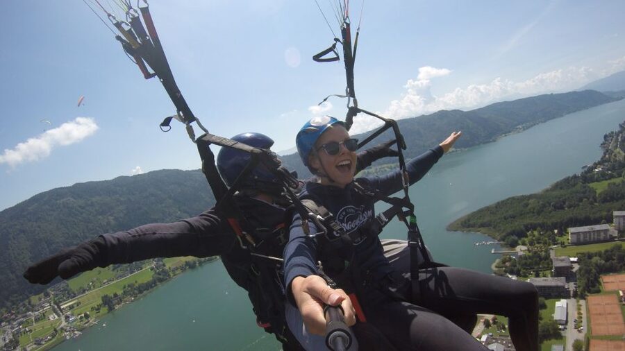 Villach/Ossiachersee: Paragliding "Panorama" Tandemflug - Meeting point and the route up: what to expect step by step