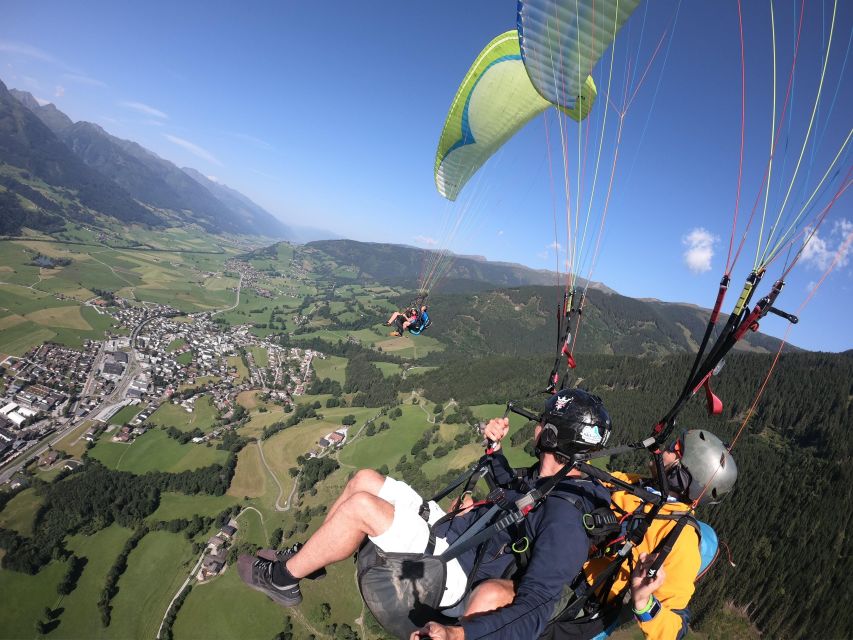 Zell am See: Paragliding Tandem Flight - Winter flying: warm gear, calmer nerves, optional extra adrenaline