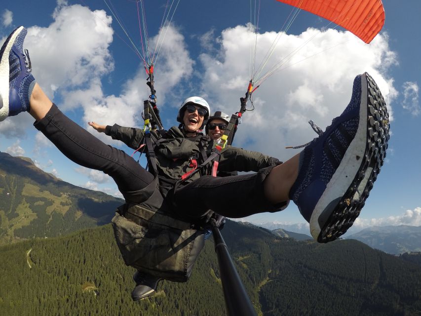 Zell am See: Schmittenhöhe Tandem Paragliding Flight - Landing near Kaprun, then the ride back to Zell am See