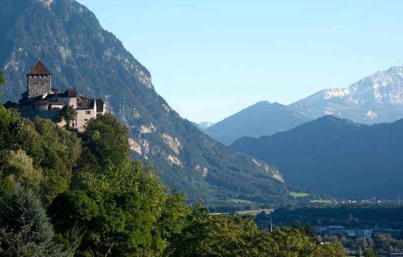 Zurich: Liechtenstein, Austria and Germany Private Day Tour - Lindau on Lake Constance, Bavarian Style